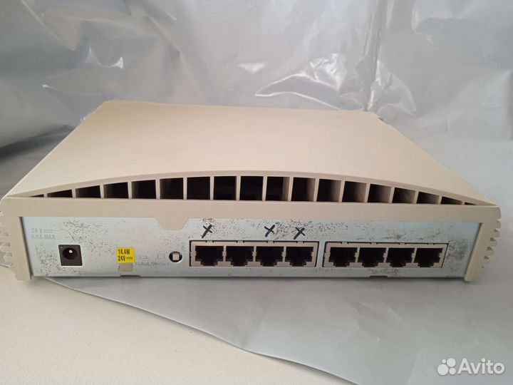 3С16750В Концентратор Dual Speed 10/100 8-порт