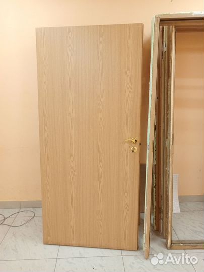 Двери офисные межкомнатные б.у