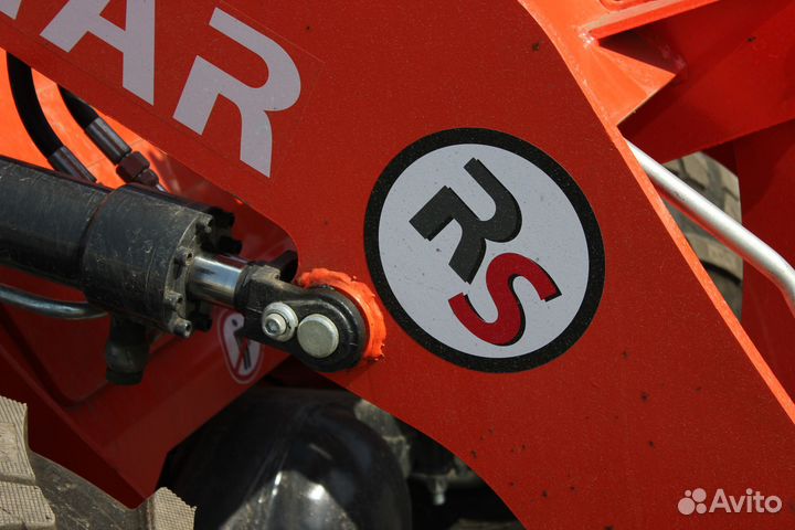 Фронтальный погрузчик Redstar 2000GT, 2023