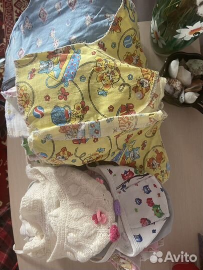 Отдам даром детские вещи на девочку