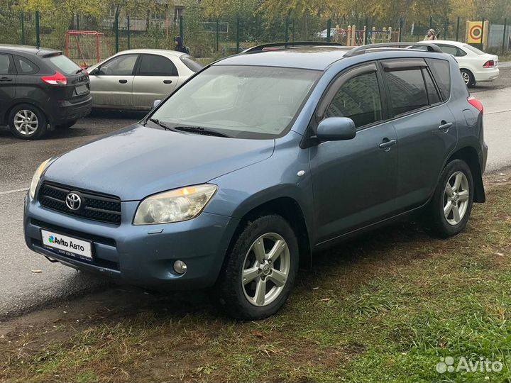 Toyota RAV4 2.0 AT, 2006, 208 400 км