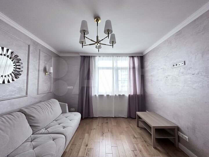 3-к. квартира, 73 м², 3/21 эт.