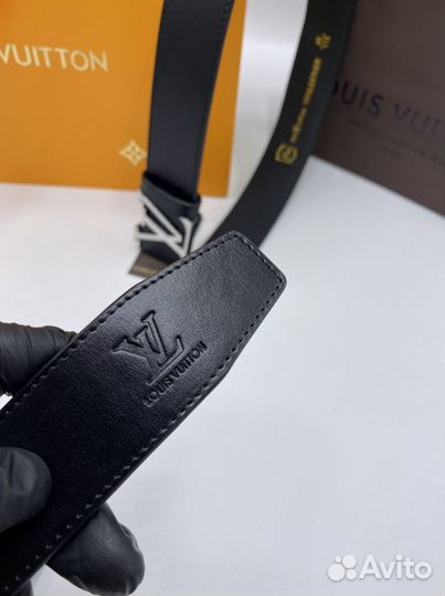 Мужской кожаный ремень