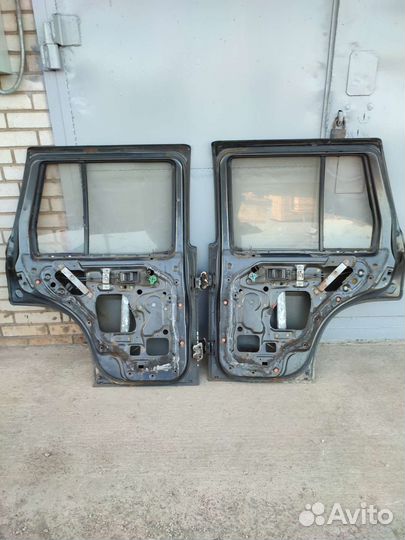 Двери nissan terrano 1