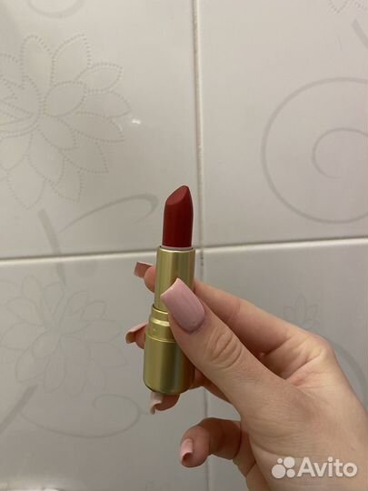 Vivienne sabo помада