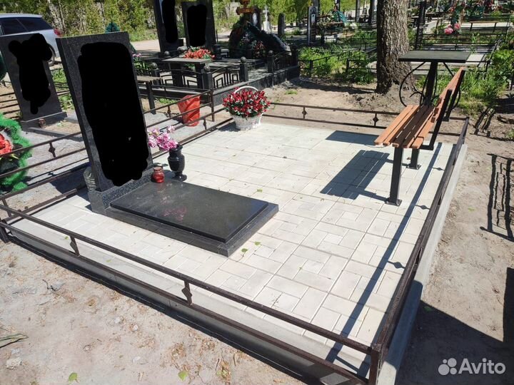 Памятники гранитные. Установка, благоустройство