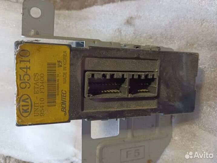 Блок управления светом Kia Rio 1