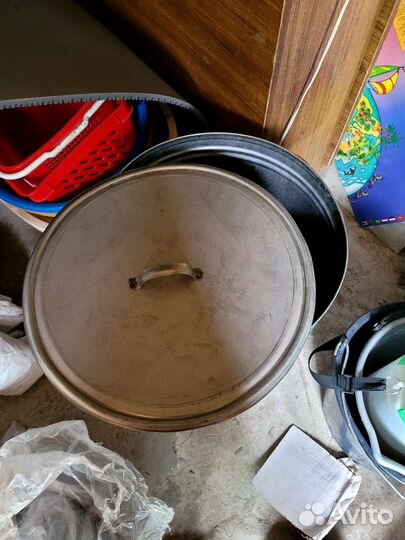 Бак из нержавейки с крышкой