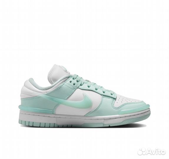 Nike Dunk Low 