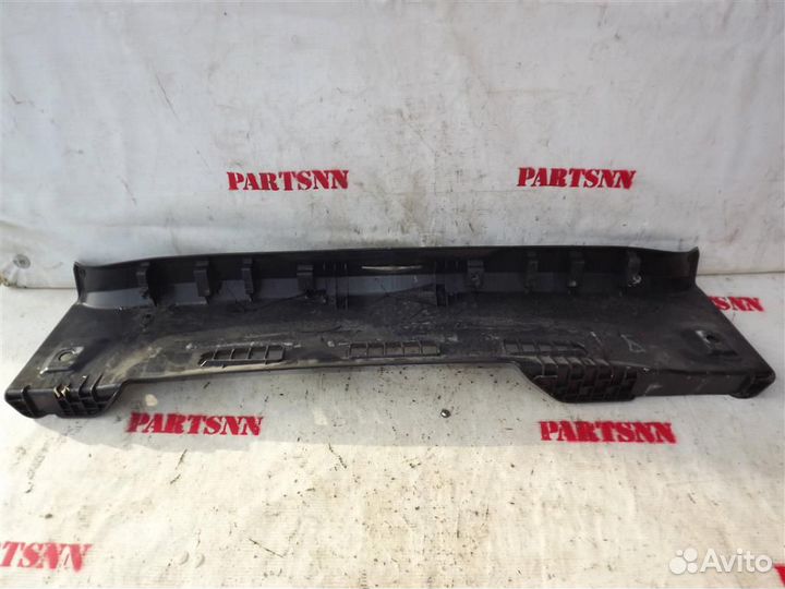 Накладка панели задней Пежо 207