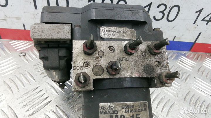 Блок ABS Hyundai Tucson 2005 58900-2E150