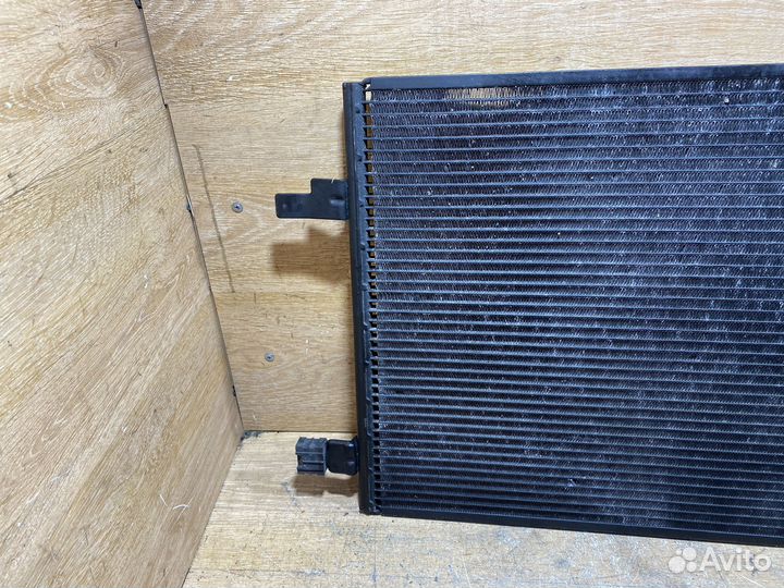 Радиатор кондиционера VW Passat B5 + W8 128463