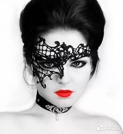 Маска карнавальная