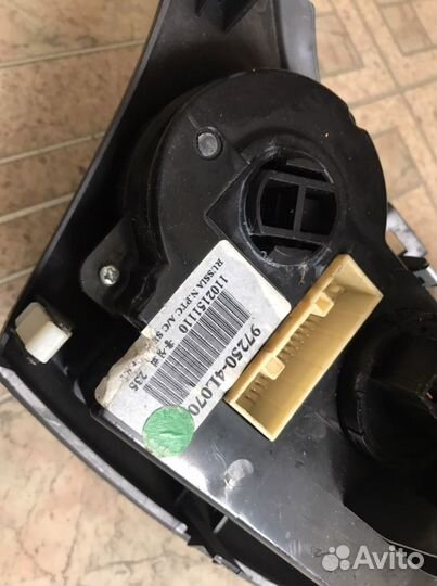 Hyundai Solaris блок управления кондиционером