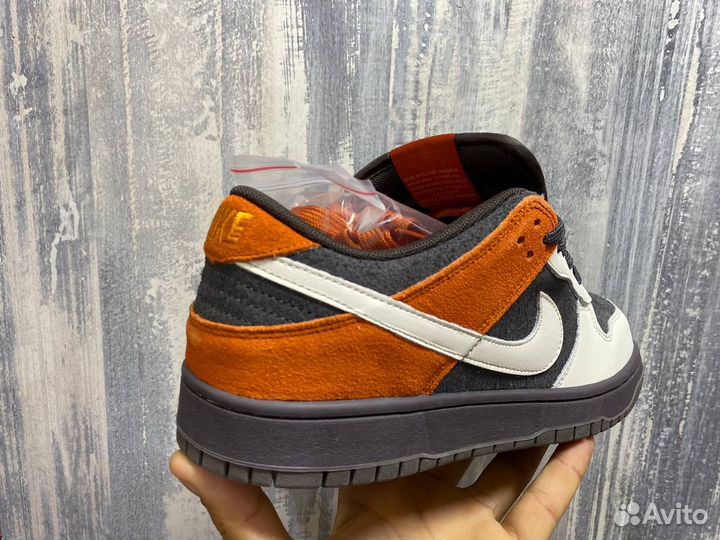 Кроссовки Nike Dunk Low 'Red Panda