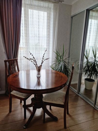 2-к. квартира, 54 м², 3/9 эт.