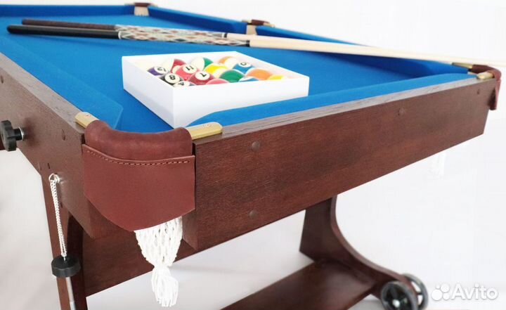 Бильярдный стол