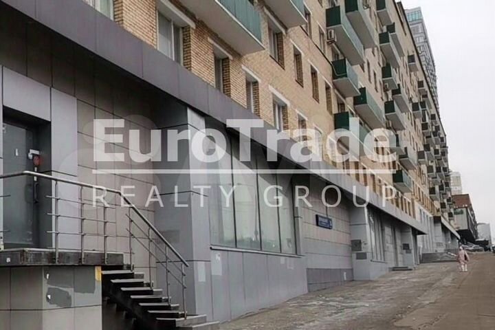 Сдам торговое помещение, 207 м²