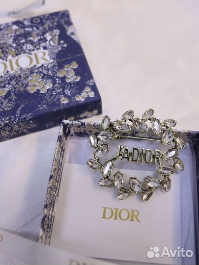 Брошь Christian Dior