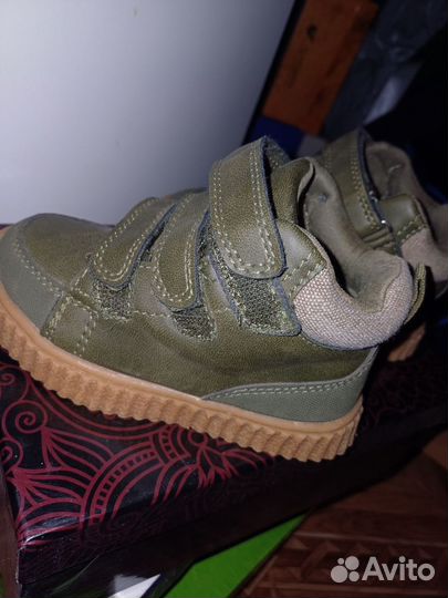 Ботинки демисезонные на мальчика 24р