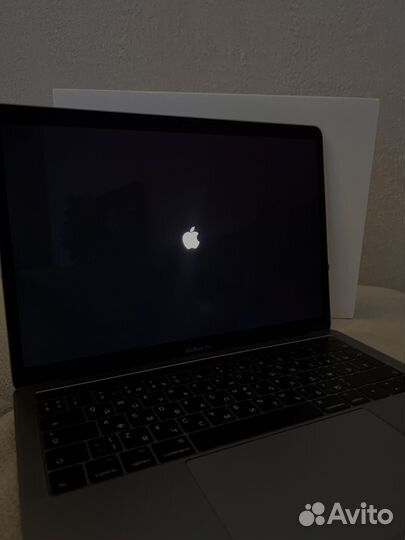 MacBook Pro 13 Touchbar 2017Core i7 3.5 16GB 512GB