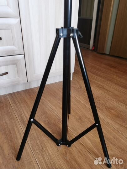 Стойка для микрофона фирмы Proel