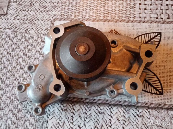 Лексус. 16100-29085. 3.0 мотор 1mz-fe