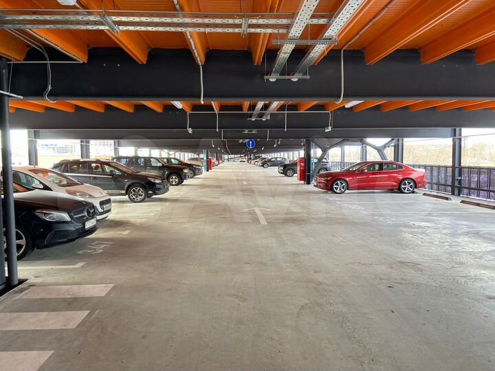 Машиноместо, 14 м²