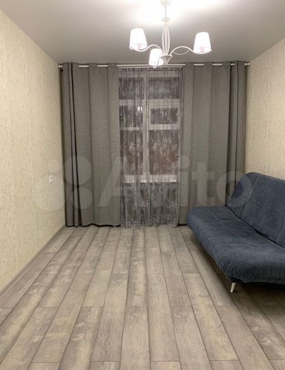 Комната 14 м² в 5-к., 1/1 эт.