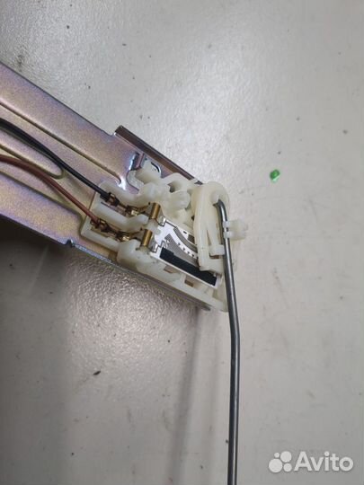 Датчик уровня топлива Lexus LS460, 2011