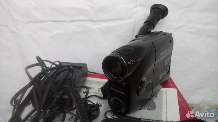 Продаю видеокамеру Panasonic NV-A3EN