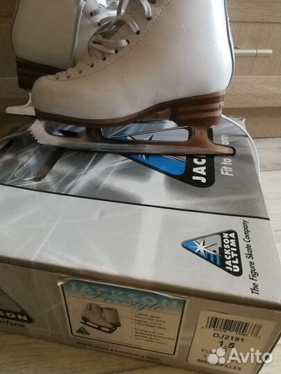 Коньки фигурные Jackson Freestyle 31 р-р