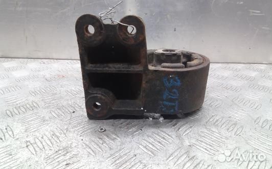 Подушка кпп opel vectra C (32T08DL01)