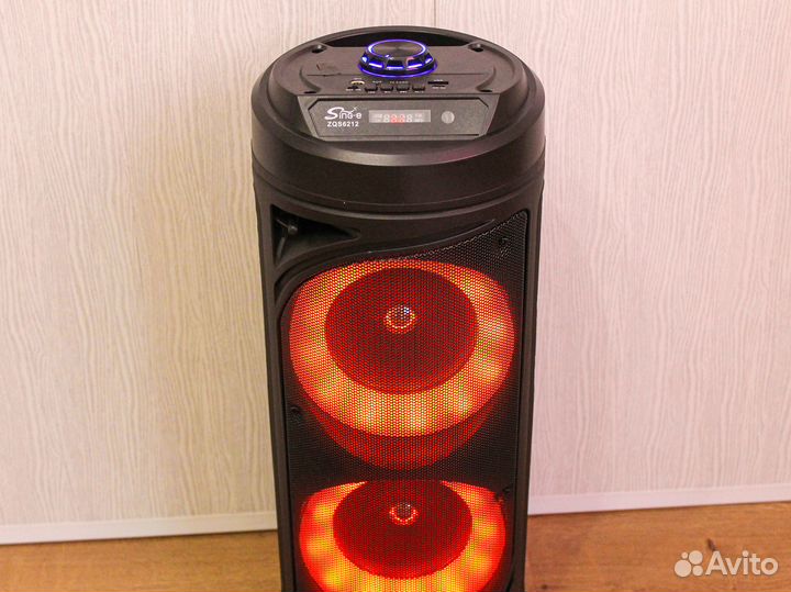 Портативная блютуз колонка (большая)