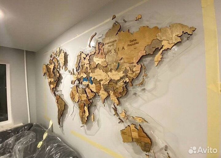 Карта мира из дерева на стену с подсветкой