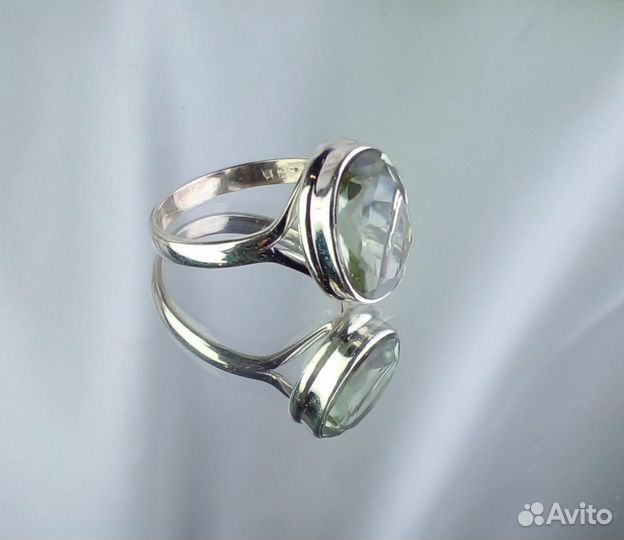 Серебряное кольцо с празиолитом