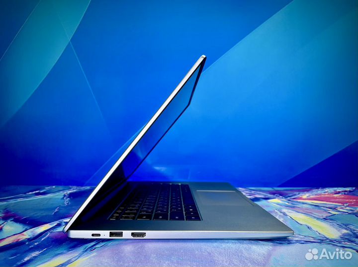 Ультрабук Huawei MateBook 15 / Core i5 / SSD