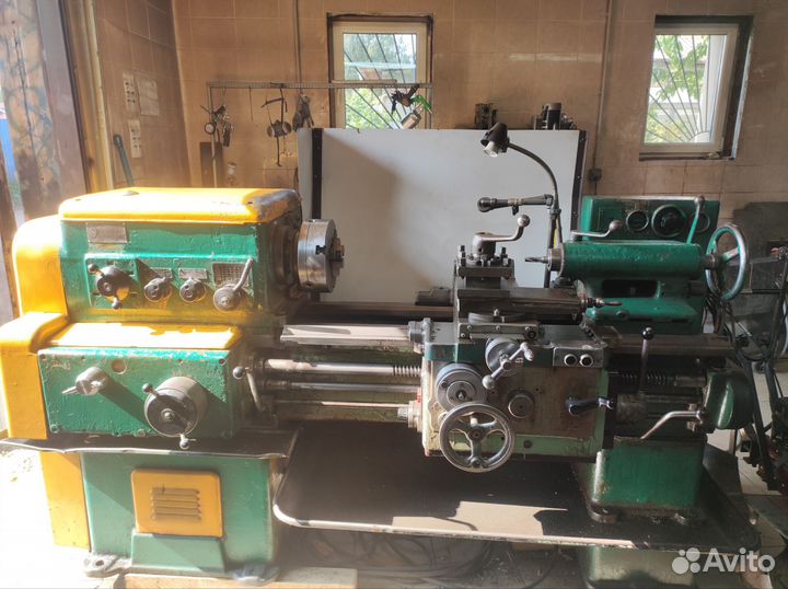 Токарный станок