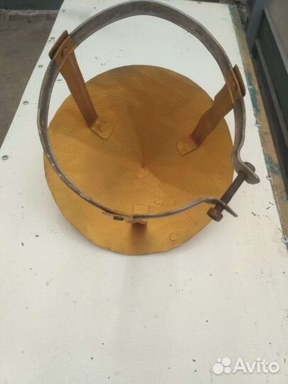 Козырек на трубу