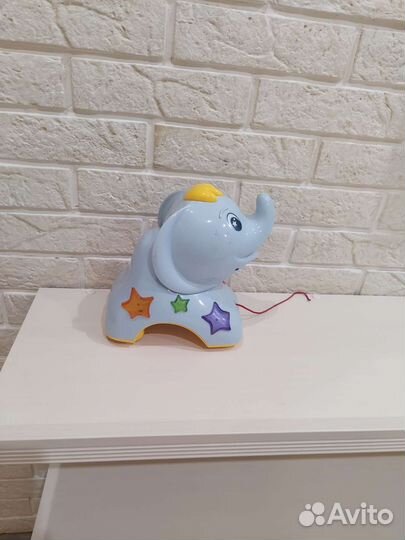 Музыкальная игрушка слоненок