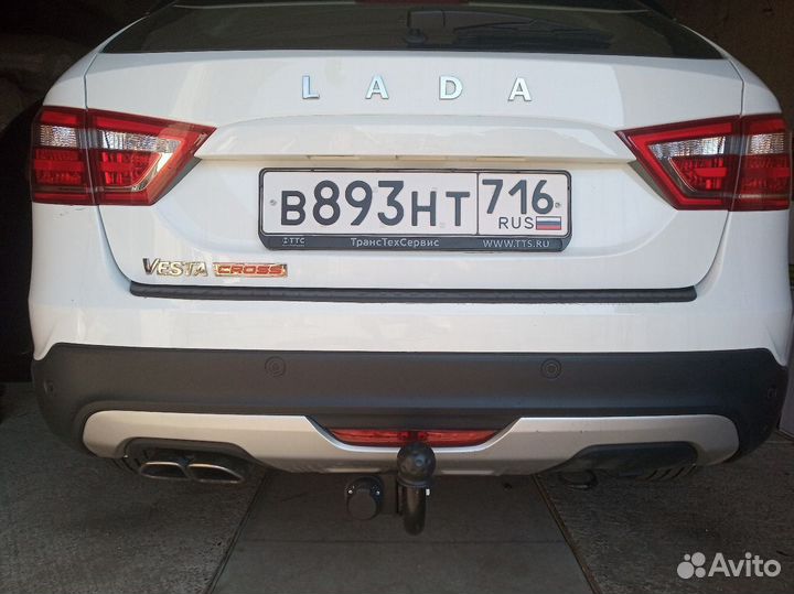 Фаркоп Лада Веста св Кросс съемный шар