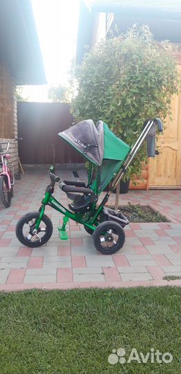 Детский велосипед трехколесный