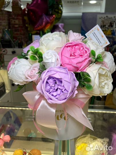 Букеты из мыла и цветов ручной работы