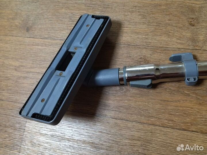 Труба для пылесососа со щёткой