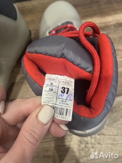 Лыжные ботинки