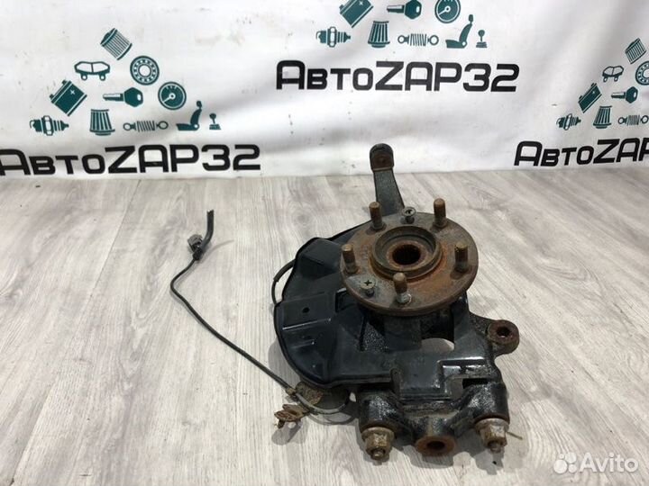 Кулак поворотный передний правый Mazda 6 GH LF