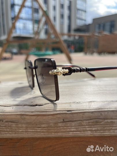 Солнцезащитные очки chrome hearts