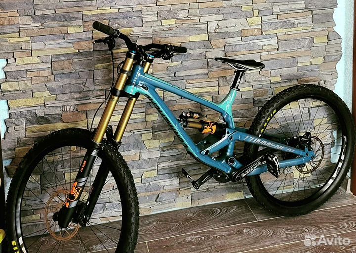 Велосипед Commencal-Furious-2019 (L)