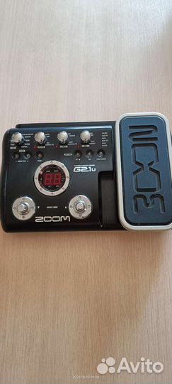 Гитарный процессор zoom