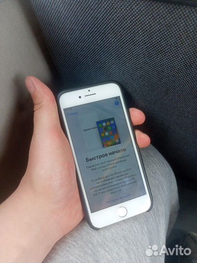iPhone 8, 64 ГБ